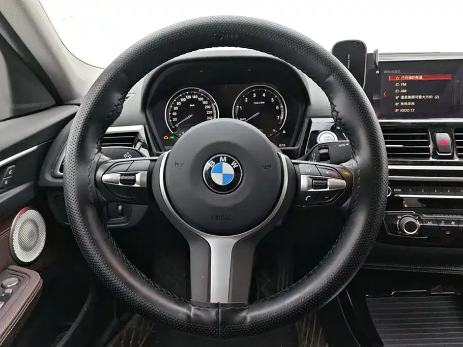 BMW 1 Series 2020 — фото 15