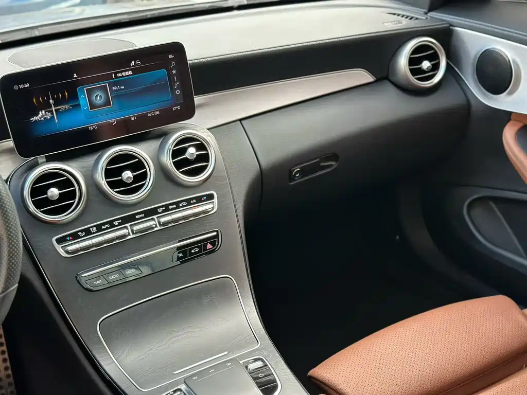 Mercedes-Benz C-Class 2019 — фото 14