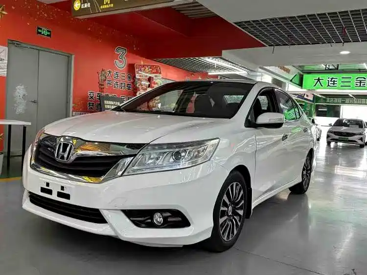 Honda Crider 2016
