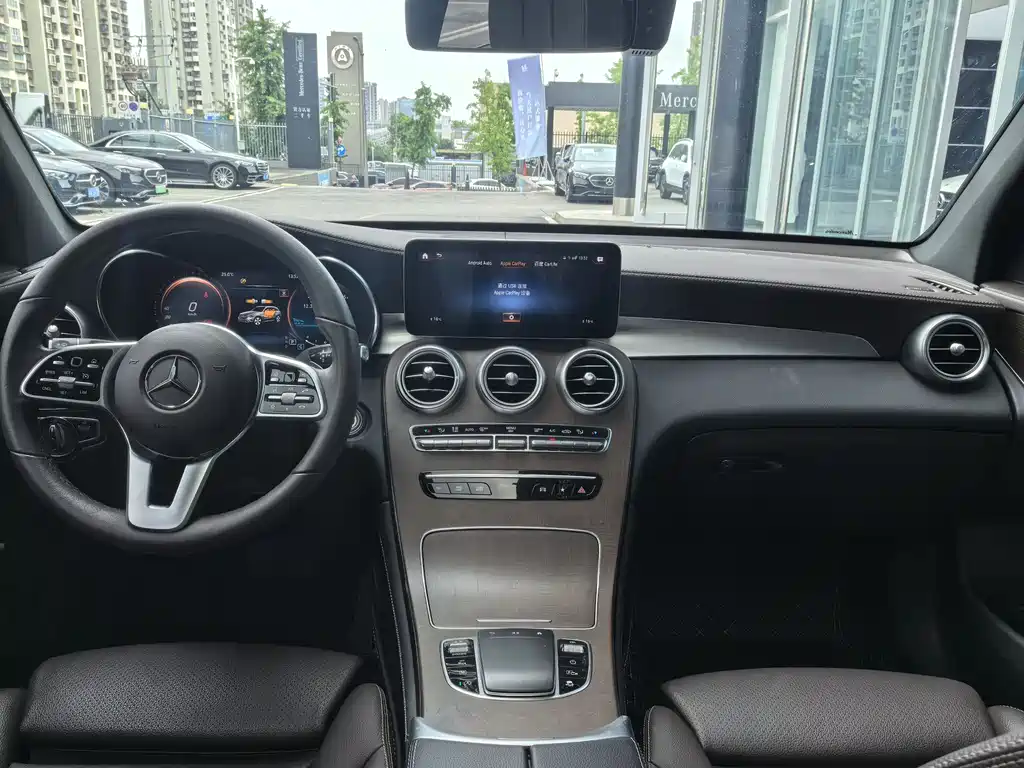 Mercedes-Benz GLC 2022 — фото 16