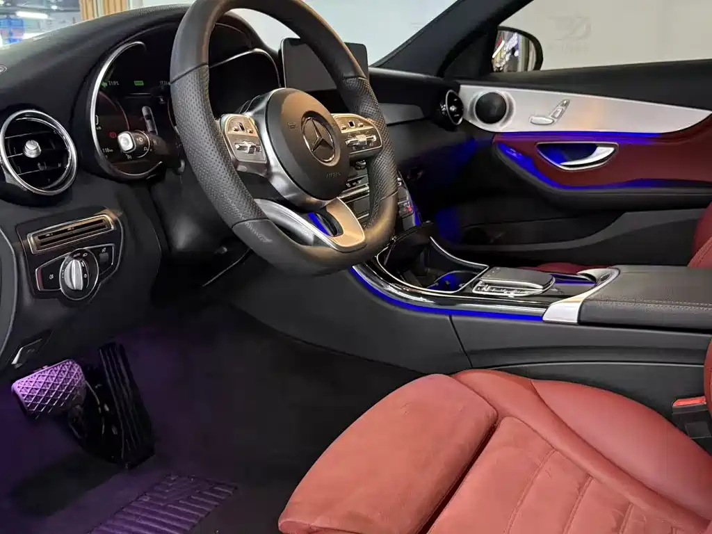 Mercedes-Benz C-Class 2020