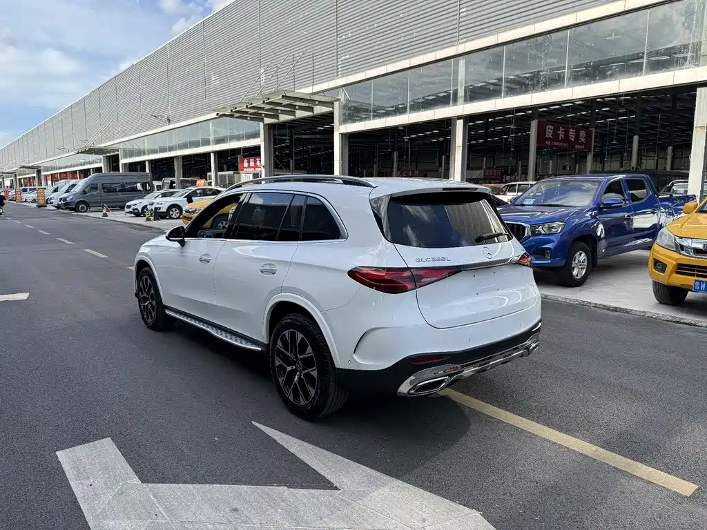 Mercedes-Benz GLC 2024