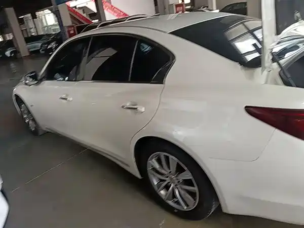 Infiniti Q50L 2022