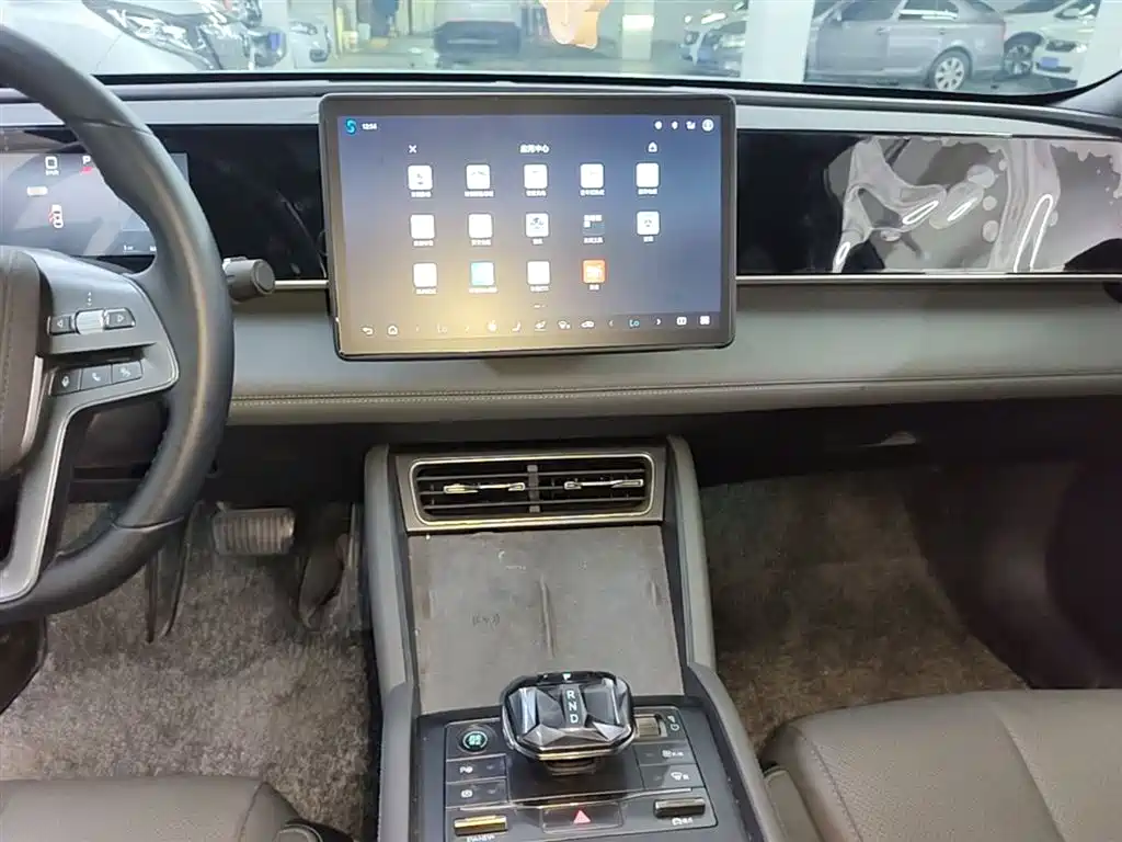 BYD Qin L 2025 — фото 13