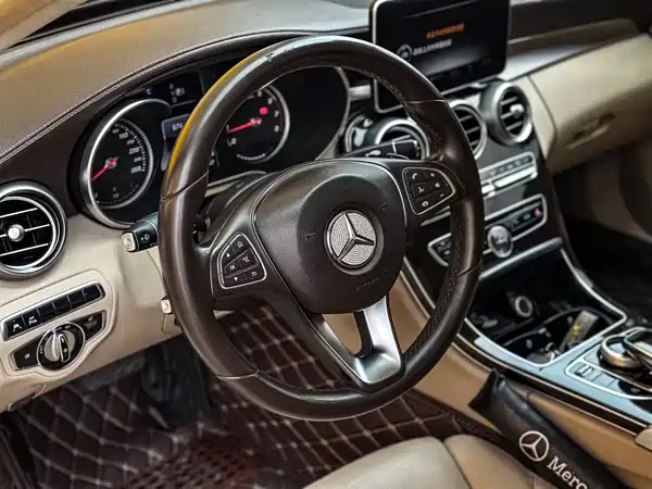 Mercedes-Benz C-Class 2015