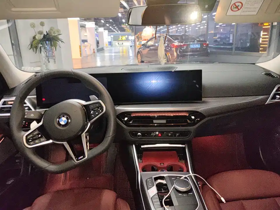 BMW 3 Series 2025