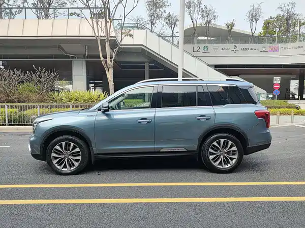 GAC Trumpchi GS8 2017