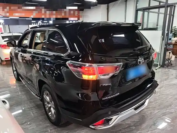 Toyota Highlander 2017