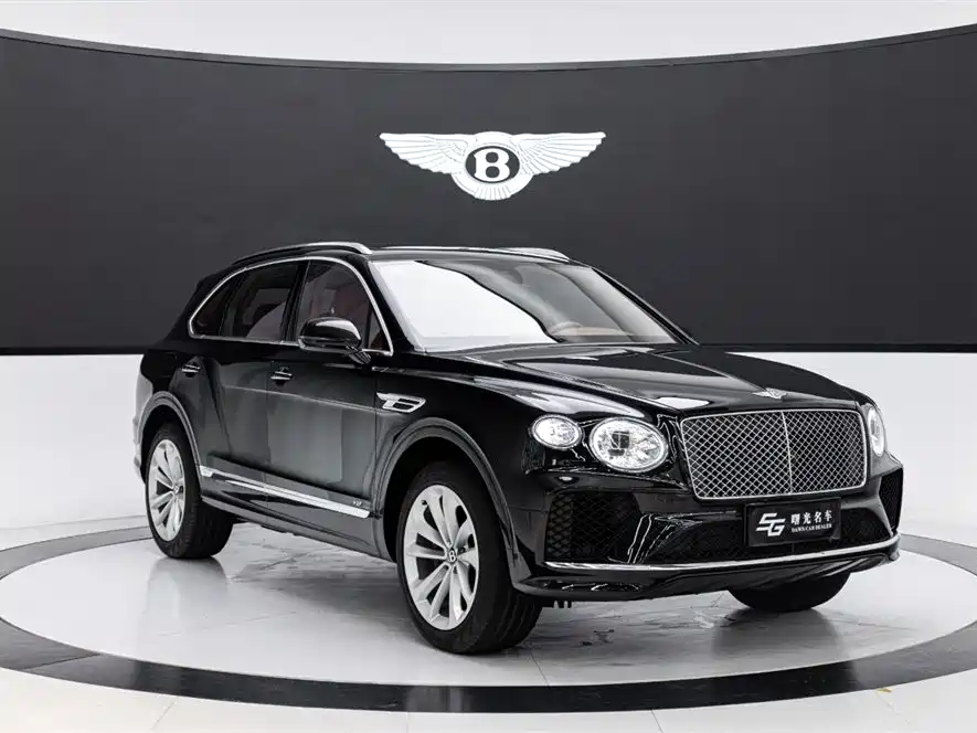 Bentley Bentayga 2021 — фото 3