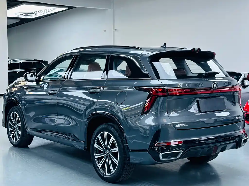 Changan CS75 PLUS 2023 — фото 13