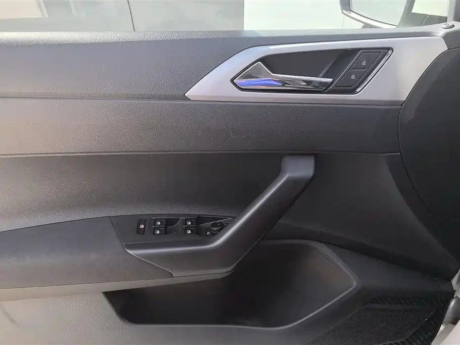 Volkswagen Polo 2021
