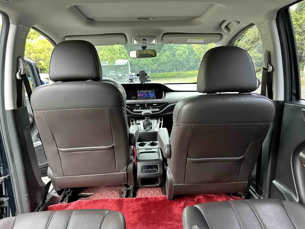 GAC Motor Trumpchi M6 2019 — фото 17