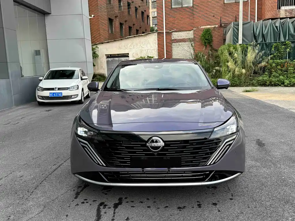 Nissan Teana 2025