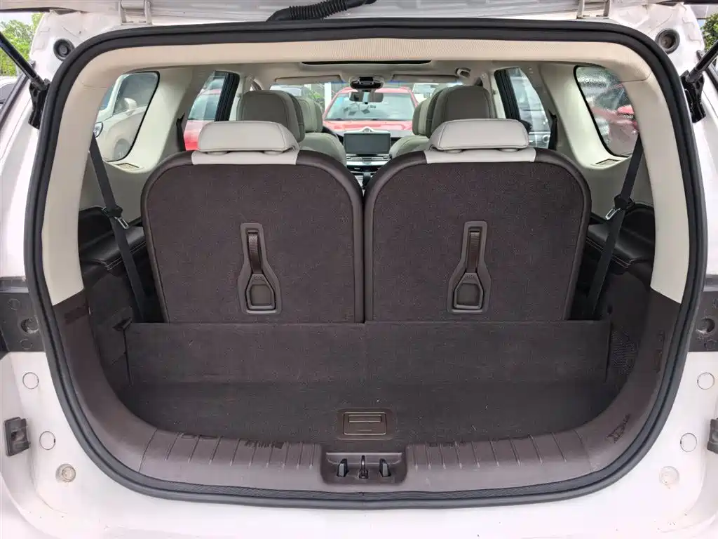 Geely Jia Ji 2019