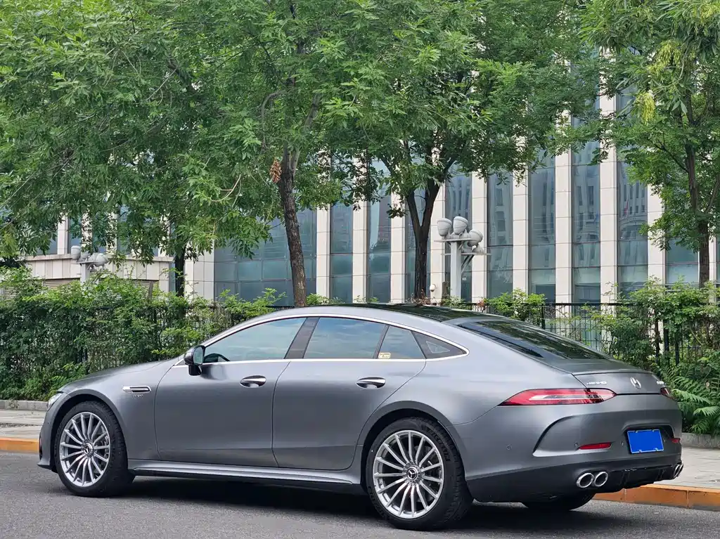 Mercedes-Benz AMG GT 2024