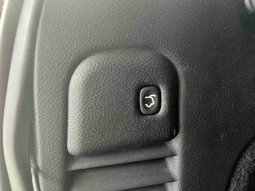 Jeep Grand Cherokee 2015 — фото 31
