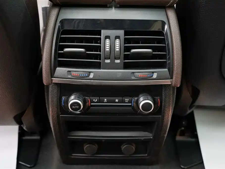 BMW X5 2016 — фото 22