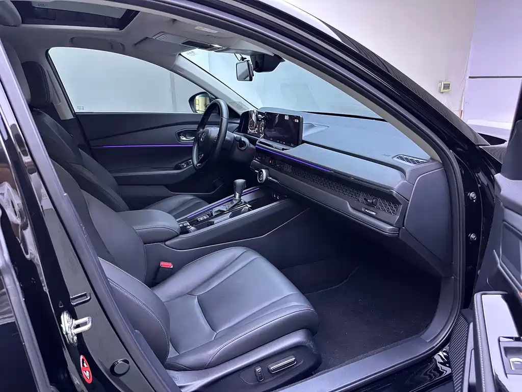 Honda Accord 2024 — фото 11