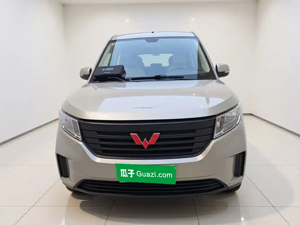 Wuling Hongguang PLUS 2021 — фото 24