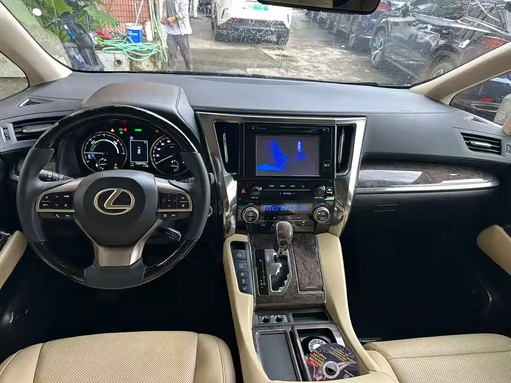 Toyota Alphard 2019 — фото 7