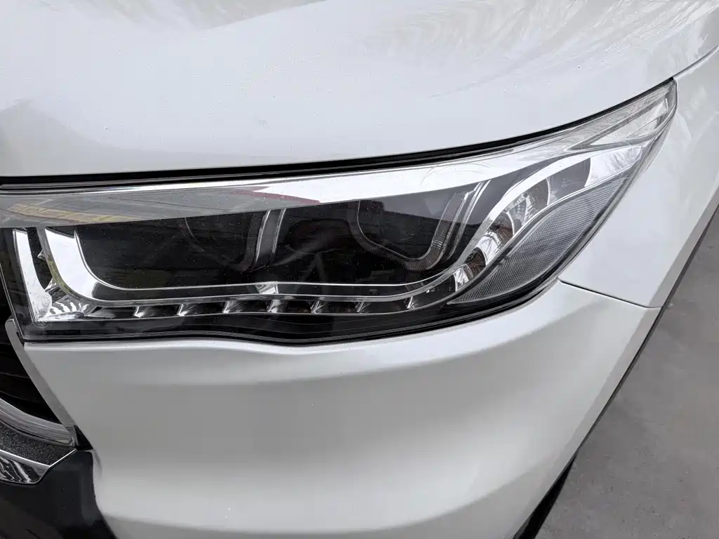 Toyota Highlander 2016 — фото 4