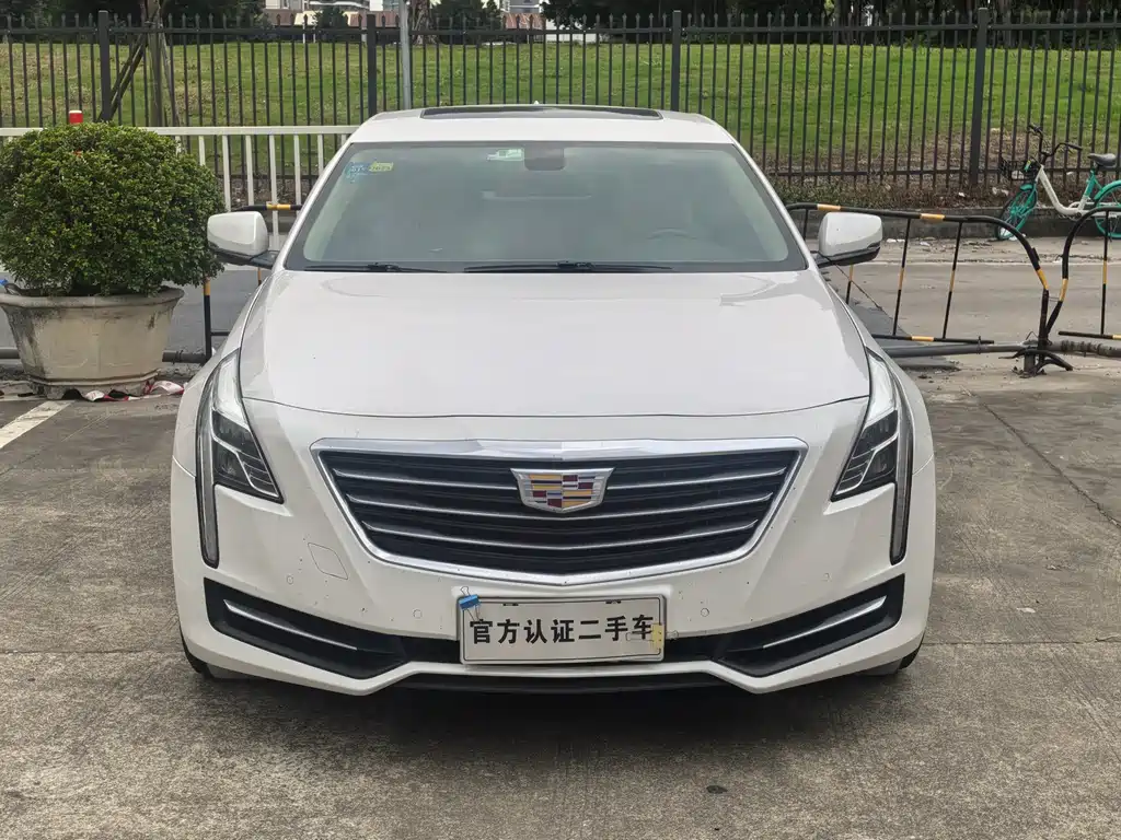 Cadillac CT6 2017 — фото 2