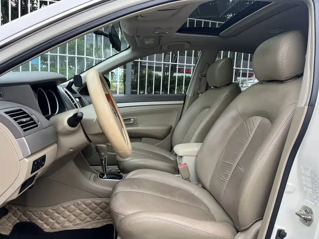 Nissan Sylphy 2019 — фото 12
