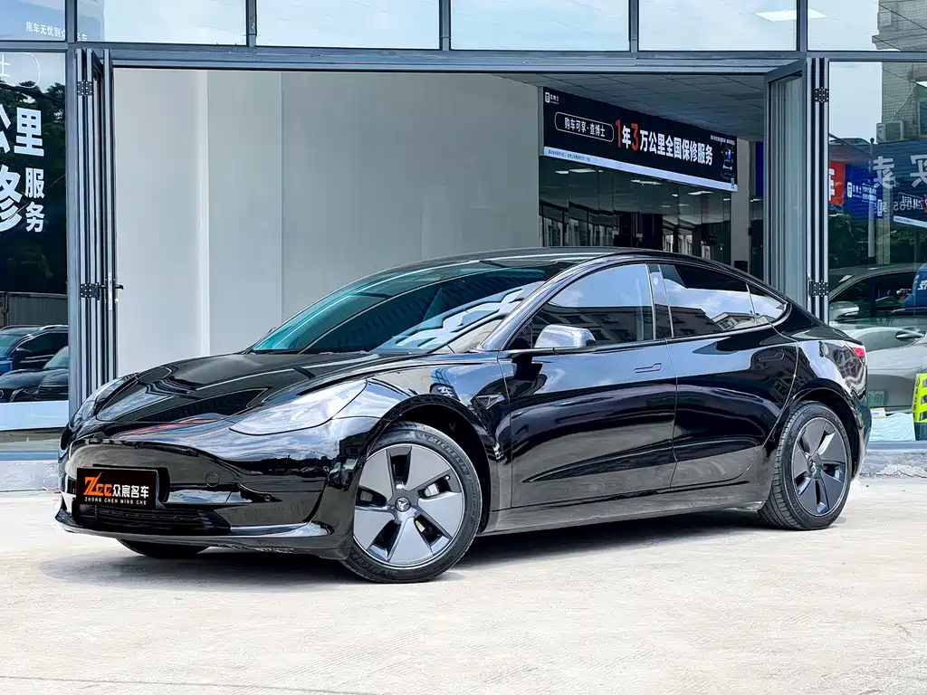 Tesla Model 3 2022 — фото 1