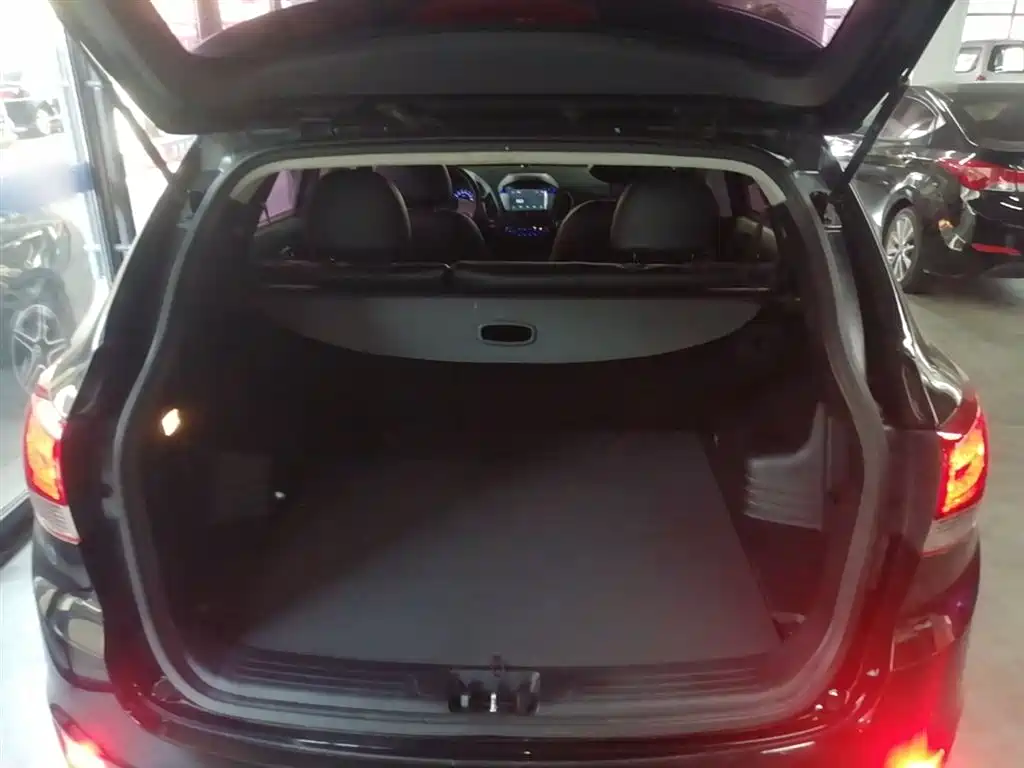 Hyundai ix35 2016 — фото 19