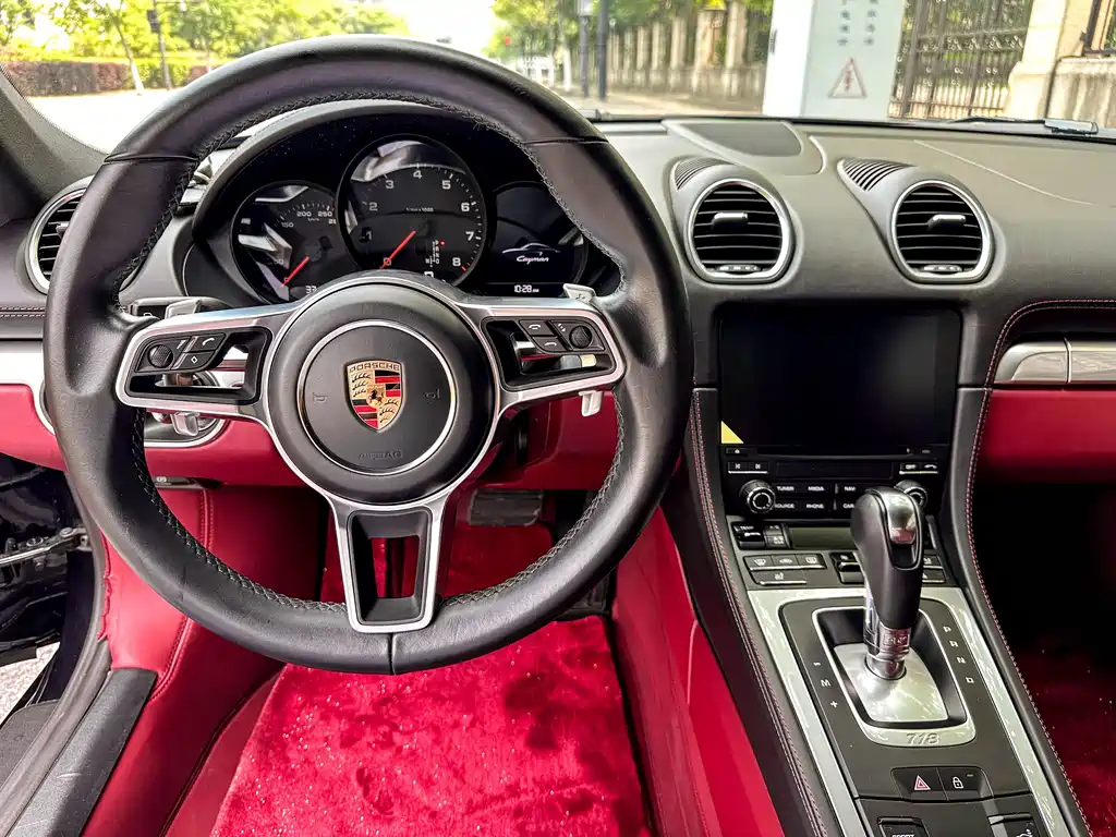Porsche 718 2022 — фото 12