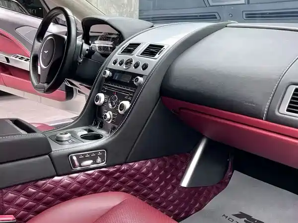 Aston Martin Rapide 2013
