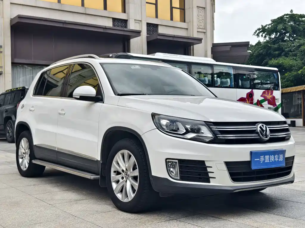 Volkswagen Tiguan 2015 — фото 3