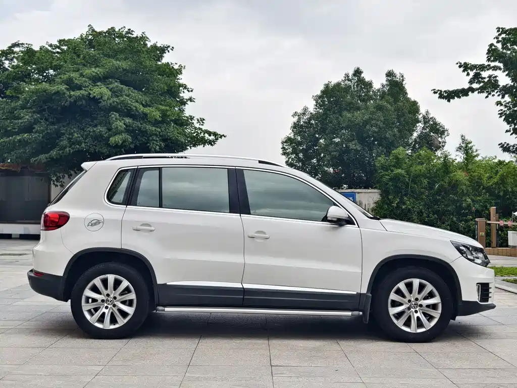Volkswagen Tiguan 2015 — фото 8