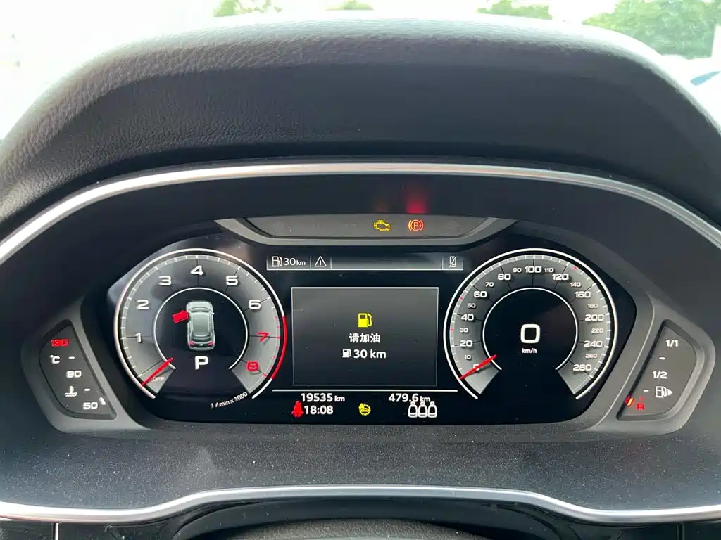 Audi Q3 2022 — фото 18