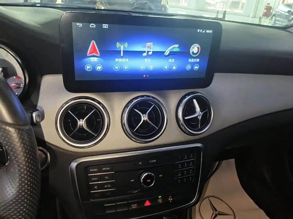 Mercedes-Benz GLA 2016 — фото 13