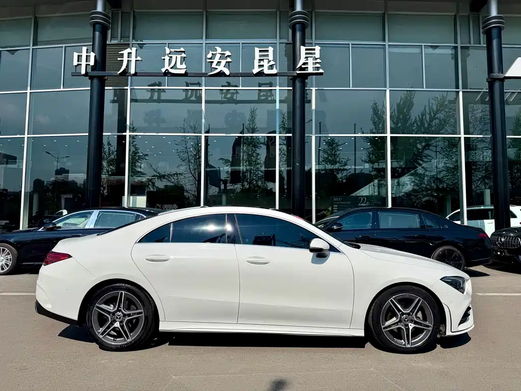 Mercedes-Benz CLA 2022