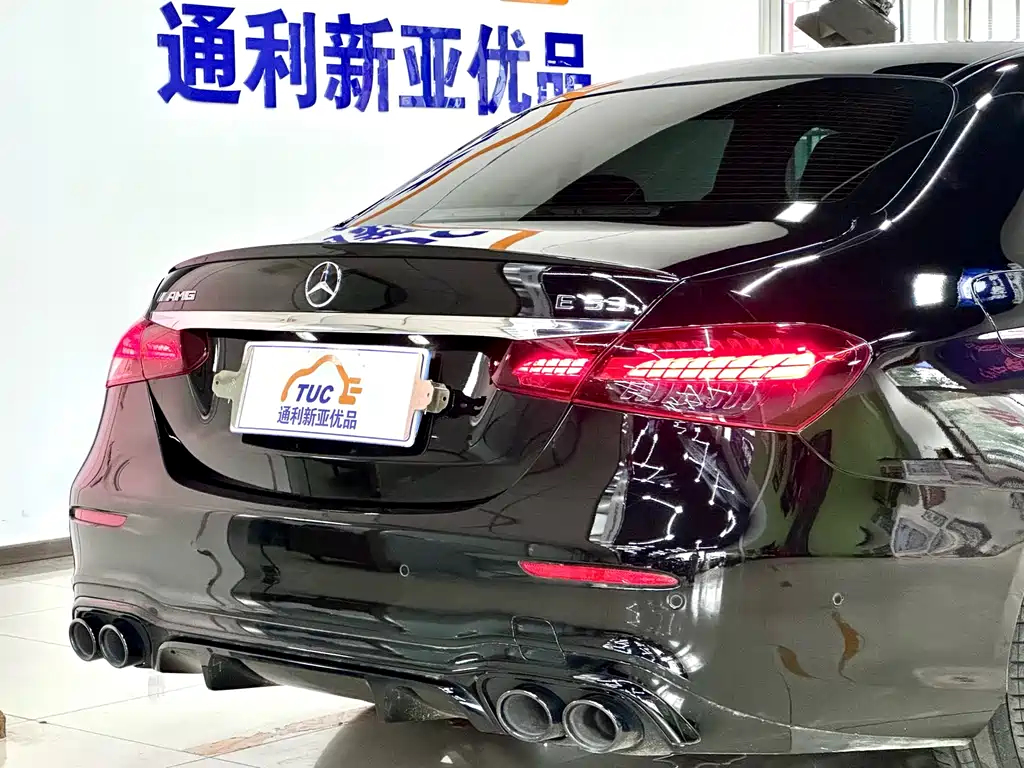 Mercedes-Benz E-Class AMG 2023 — фото 10