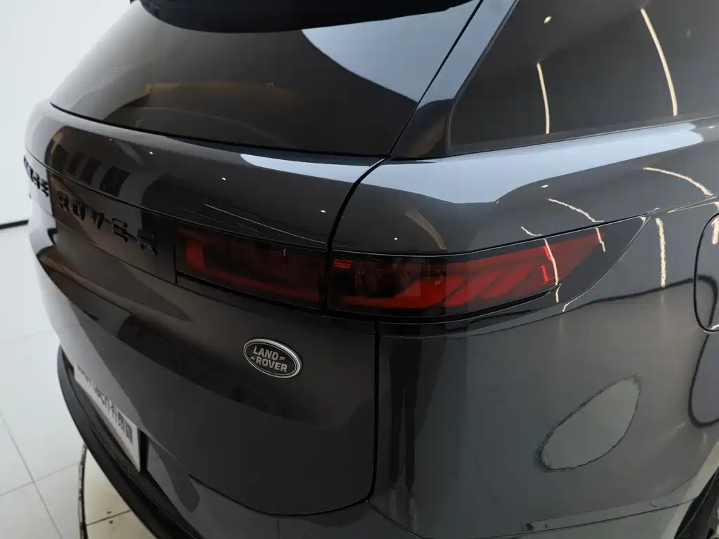 Land Rover Range Rover Sport 2022 — фото 15