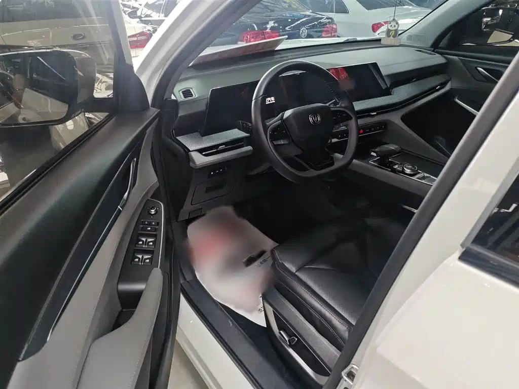 Changan CS75 PLUS 2023 — фото 3