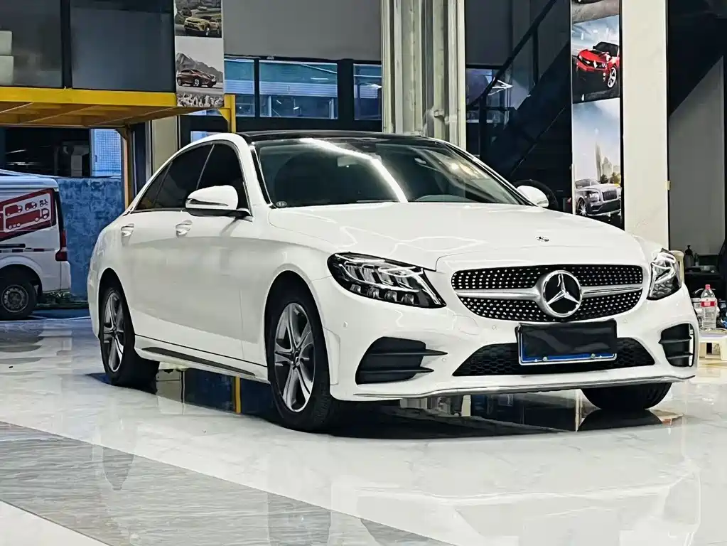 Mercedes-Benz C-Class 2020