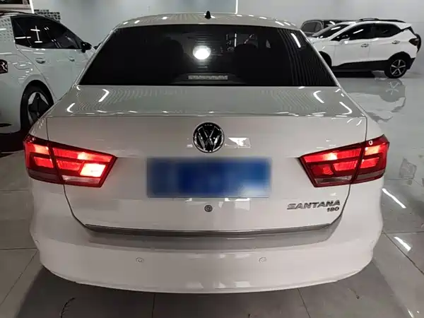 Volkswagen Santana 2015