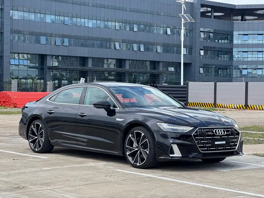 Audi A7L 2024 — фото 3
