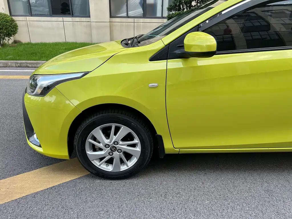 Toyota Yaris L 2017