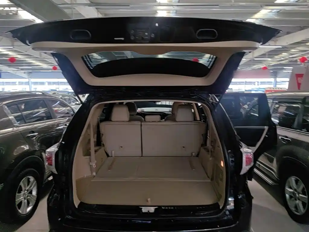Toyota Highlander 2016 — фото 19