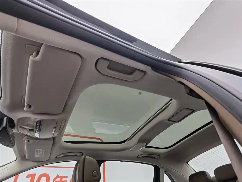 Mercedes-Benz E-Class 2023 — фото 14