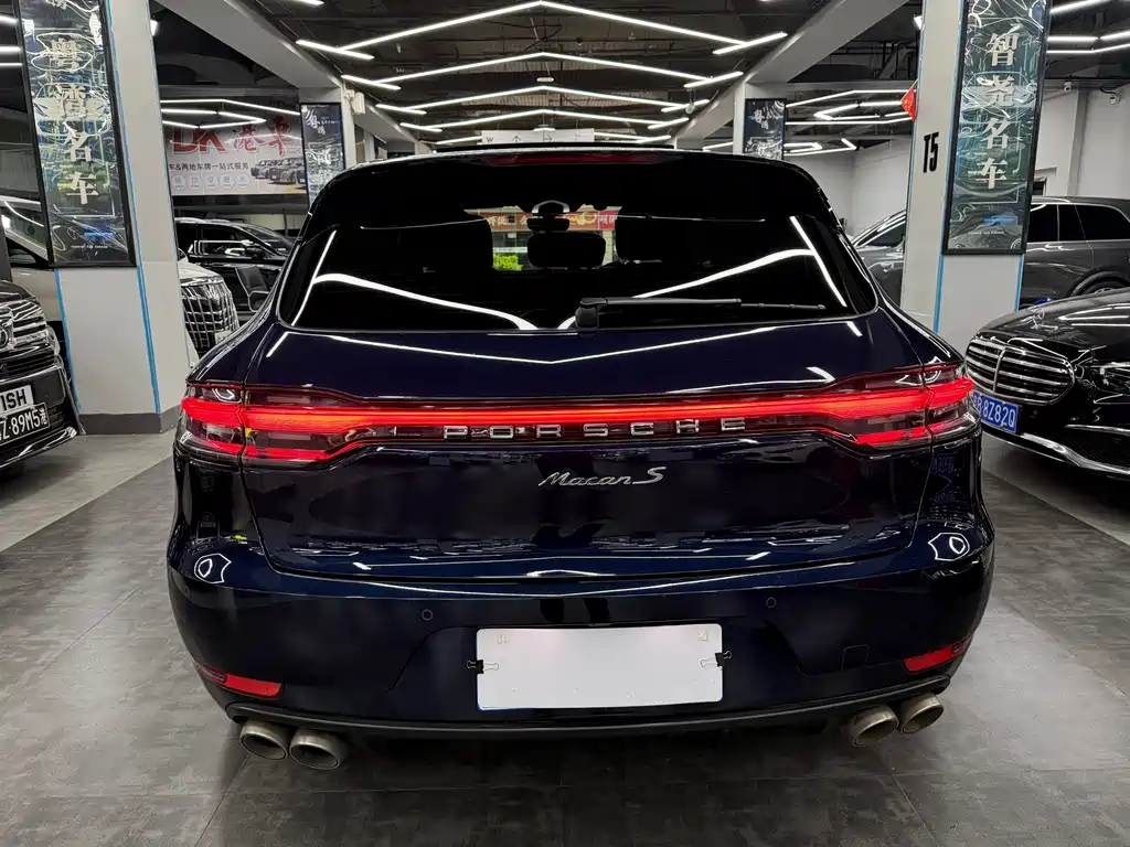 Porsche Macan 2021 — фото 15