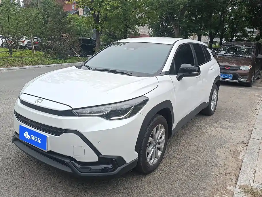 Toyota Frontlander 2026