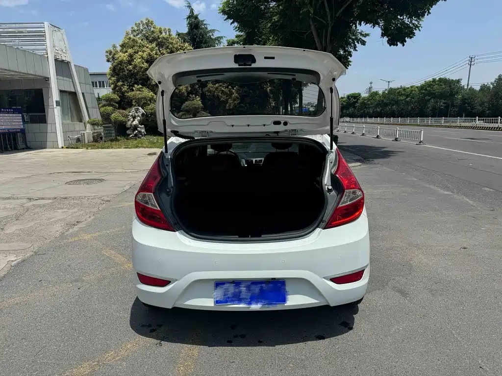Hyundai Ruiyi 2015 — фото 16