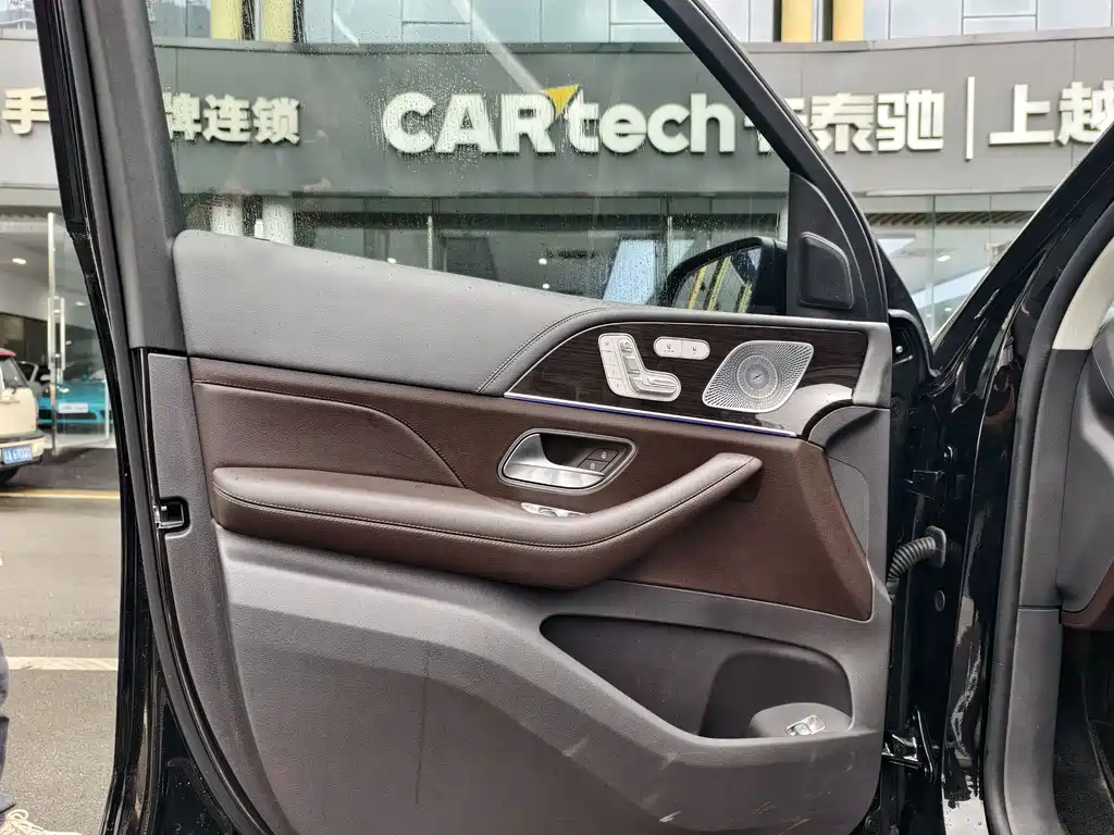 Mercedes-Benz GLS 2020 — фото 12