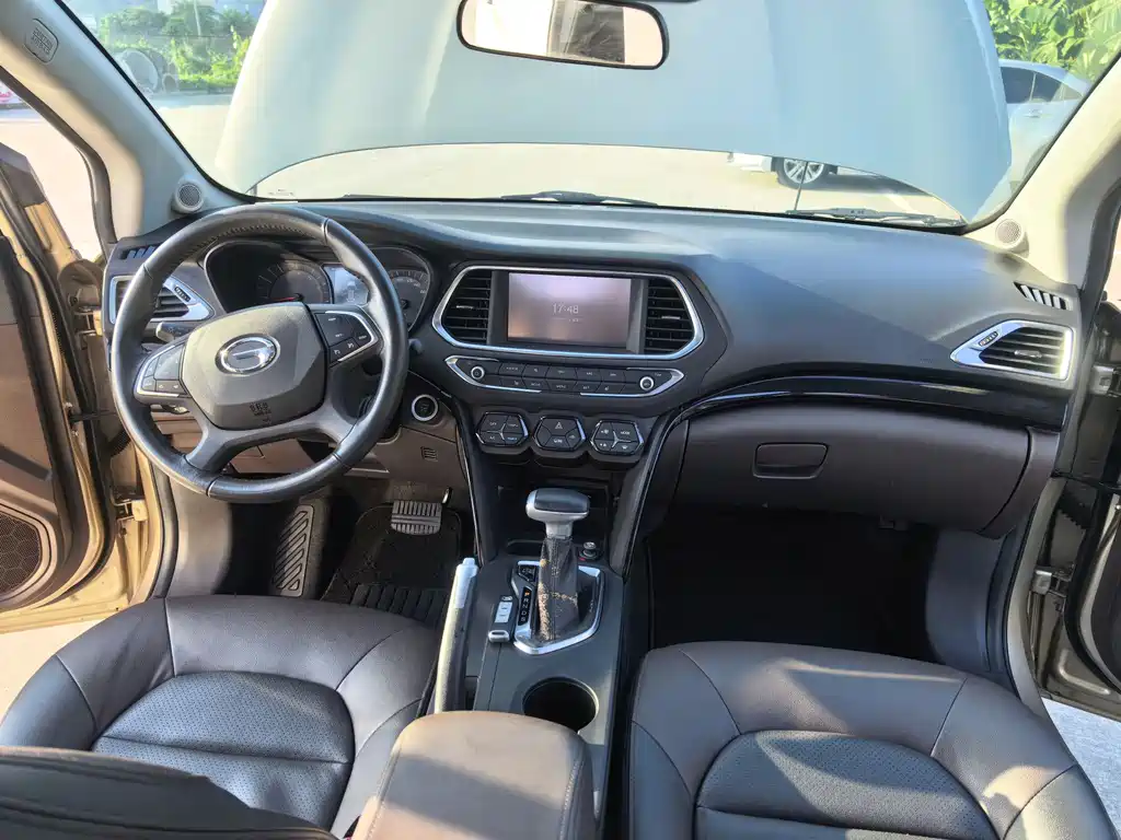 GAC Motor Trumpchi GS4 2015 — фото 19